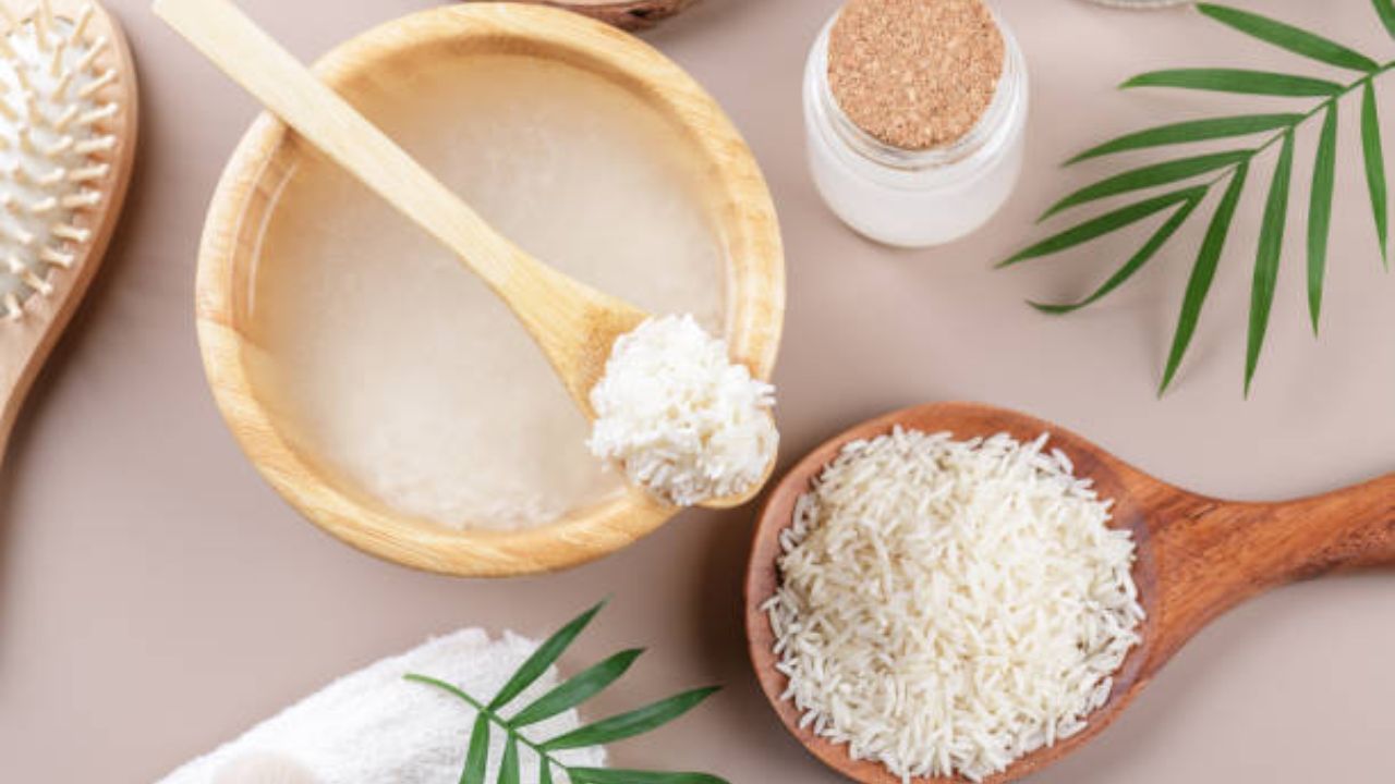 चमचाभर तांदळाचा वापर करून घरीच तयार करा महागडी क्रीम, हिवाळ्यातही राहील सुंदर आणि चमकदार त्वचा