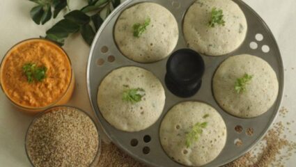 रविवार होईल आणखीनच मजेदार! सकाळच्या नाश्त्यात झटपट बनवा चविष्ट चमचमीत स्टफ इडली, नोट करून घ्या रेसिपी