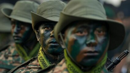 Republic Day parade 2026: नागाचे चिन्ह अन् ‘भैरव अदम्य’;  भैरव बटालियनच्या चेहऱ्यावरील रंगामागील गुपित उघड