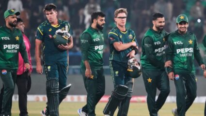 PAK vs AUS : पाकिस्तानने घरच्या मैदानावर घालवली इज्जत…T20 World Cup 2026 आधी मैदानावर कापले नाक!