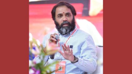 Latur Civic Polls: आयात? छे, ९० टक्के निष्ठावंत उमेदवारच विरोधकांच्या आरोपांवर संभाजी पाटील-निलंगेकरांचा पलटवार