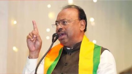 पाण्यासाठी अजून वर्षभर वाट बघा… संभाजीनगरमध्ये हे काय बोलून गेले महसूल मंत्री चंद्रशेखर बावनकुळें