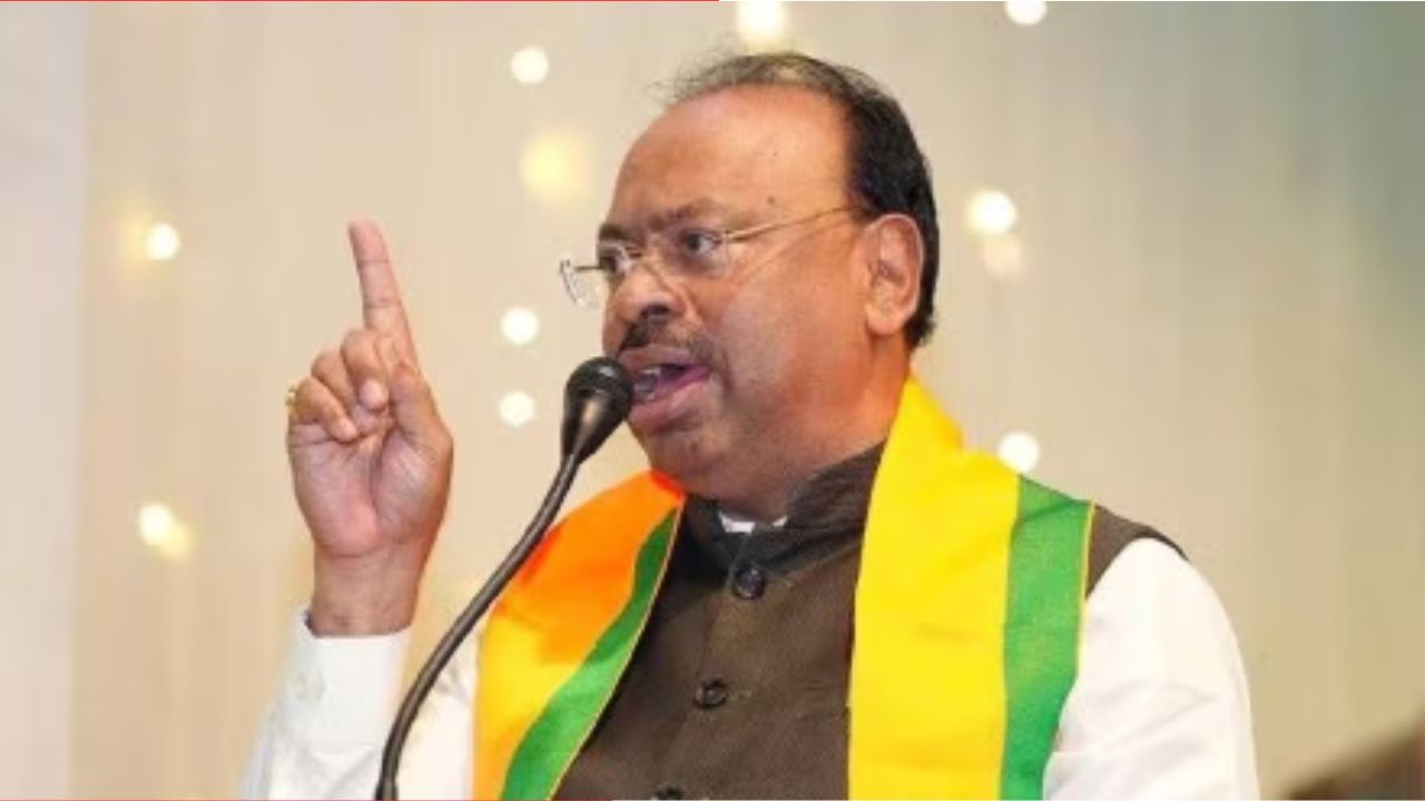 पाण्यासाठी अजून वर्षभर वाट बघा… संभाजीनगरमध्ये हे काय बोलून गेले महसूल मंत्री चंद्रशेखर बावनकुळें