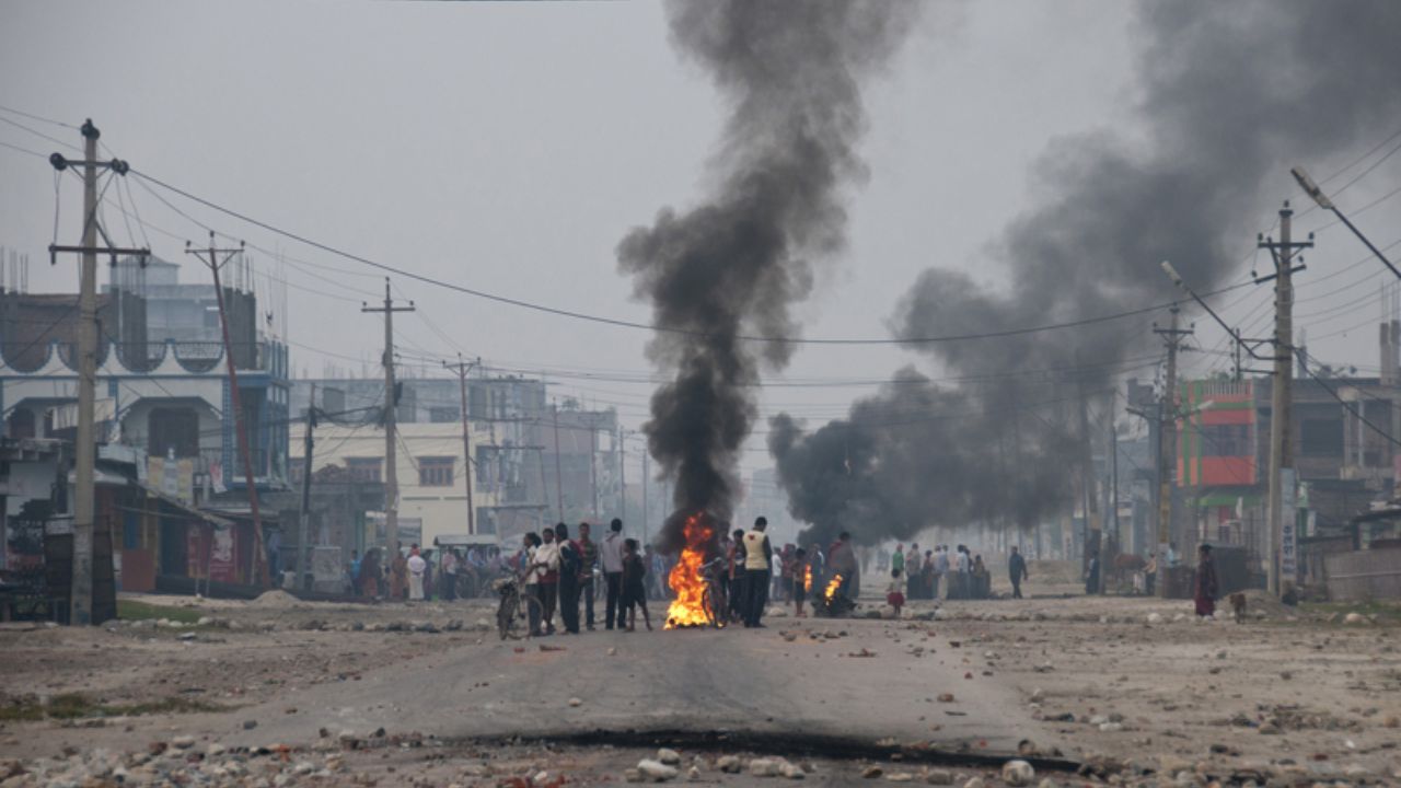 Birgunj Violent Protests: मशिदीवरील हल्ल्यामुळे नेपाळमध्ये पुन्हा हिंसाचाराची ठिणगी; रक्सौल सीमा बंद