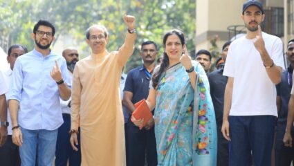 BMC Election 2026: मतदान की थट्टा? मतदार याद्यांचा घोळ आणि पुसली जाणारी शाई; राजनंतर उद्धव ठाकरेंचा हल्लाबोल