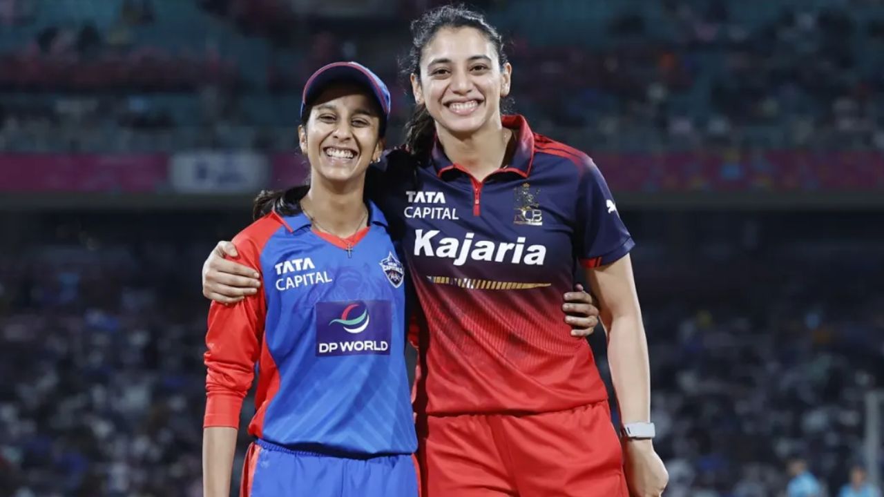 DC vs RCB, WPL 2026 : आज दिल्लीसाठी ‘जिंका किंवा मरा’! TOSS जिंकून गोलंदाजीचा निर्णय;RCB करणार फलंदाजी 