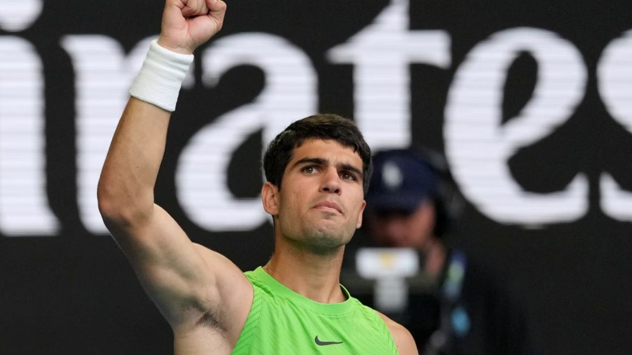 Australian Open 2026 : कार्लोस अल्काराझचा झंझावात! झ्वेरेव्हला पराभूत करत पहिल्यांदाच ऑस्ट्रेलियन ओपनच्या अंतिम फेरीत एंट्री 