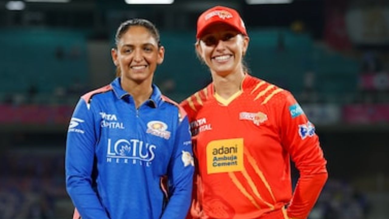 MI vs GG, WPL 2026 : अंतिम फेरी कोण गाठणार? गुजरात जायंट्सचा TOSS जिंकून फलंदाजीचा निर्णय; MI करणार गोलंदाजी  