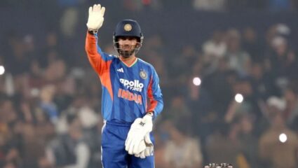 पहिल्यांदाच T20 World Cup 2026 मधून वगळल्यानंतर जितेश शर्माने सोडले मौन! व्यक्त केल्या भावना