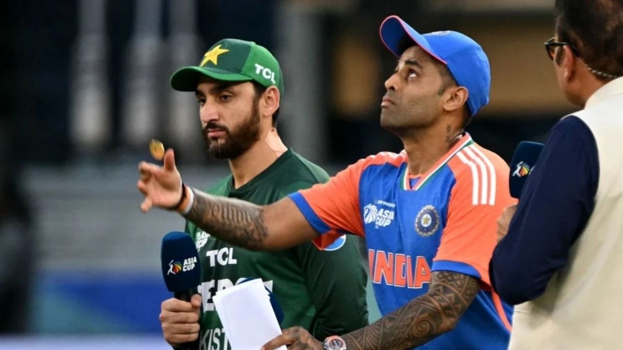 IND vs PAK Tickets : भारत-पाकिस्तान सामन्याच्या तिकीटांची खिडकी उघडताच वेबसाइट क्रॅश, वाचा सविस्तर