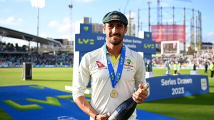 AUS vs ENG : Steve smith की Travis Head…कोणाला मिळाला POTM? या वरिष्ठ खेळाडूच्या हाती लागला अ‍ॅशेस प्लेअर ऑफ द सिरीजचा पुरस्कार