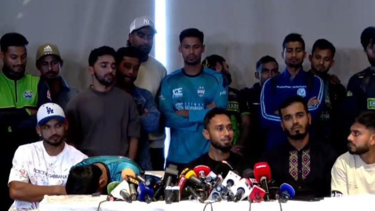 नझमुलच्या कृतीवर बांगलादेशी क्रिकेटपटू ठाम, जाहीर माफीची केली मागणी! बीपीएल खेळण्यावर अजूनही प्रश्नचिन्ह