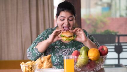 वाढलेले वजन कमी करताना आहारात चुकूनही करू नका ‘या’ पदार्थांचे सेवन, अन्यथा शरीरात जमा होईल अनावश्यक चरबी