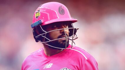 Big Bash League : बाबर आझमची बिग बॅश लीगमधून अंतिम सामन्यापूर्वीच हकालपट्टी? कारण जाणून तुम्हीही व्हाल हैरान