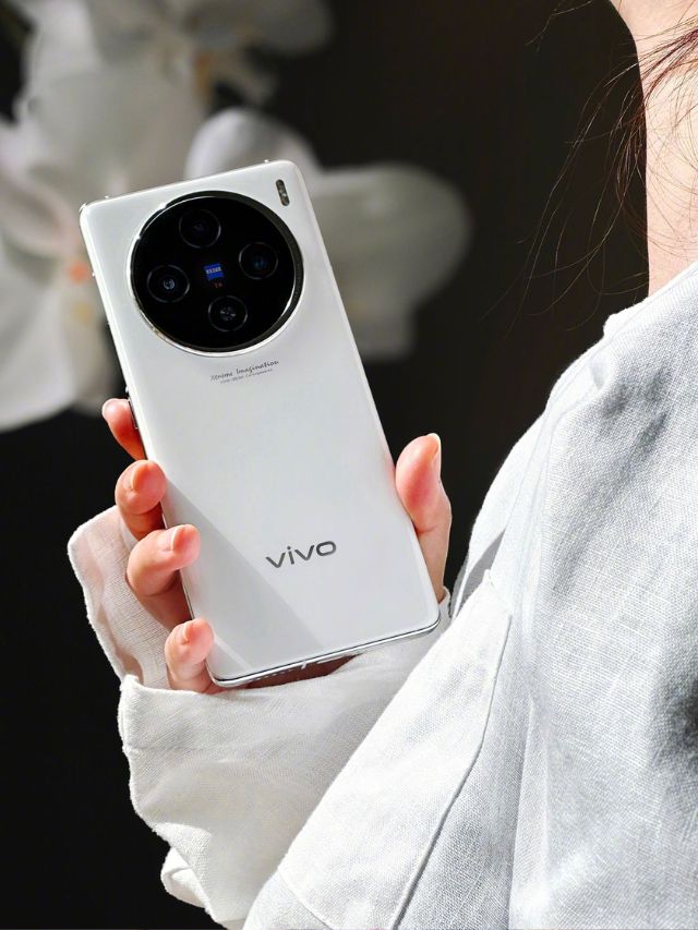 Vivo च्या या प्रिमियम स्मार्टफोनवर 31,000 रुपयांचे डिस्काऊंट