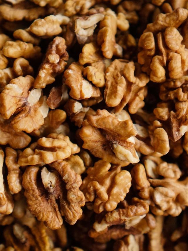 हिवाळ्यात काकडी खायला हवी की नाही? (Copy)