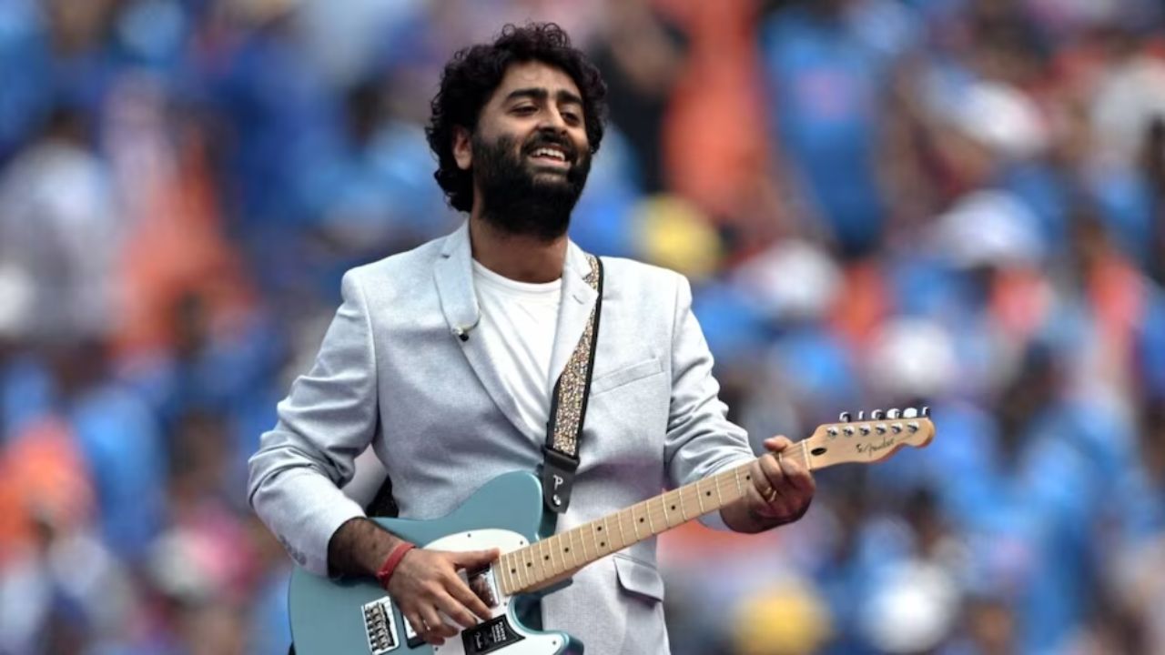 प्लेबॅक सिंगिंगला रामराम?  Arijit Singh आता फिल्ममेकर, पहिल्या हिंदी चित्रपटाची उत्सुकता शिगेला
