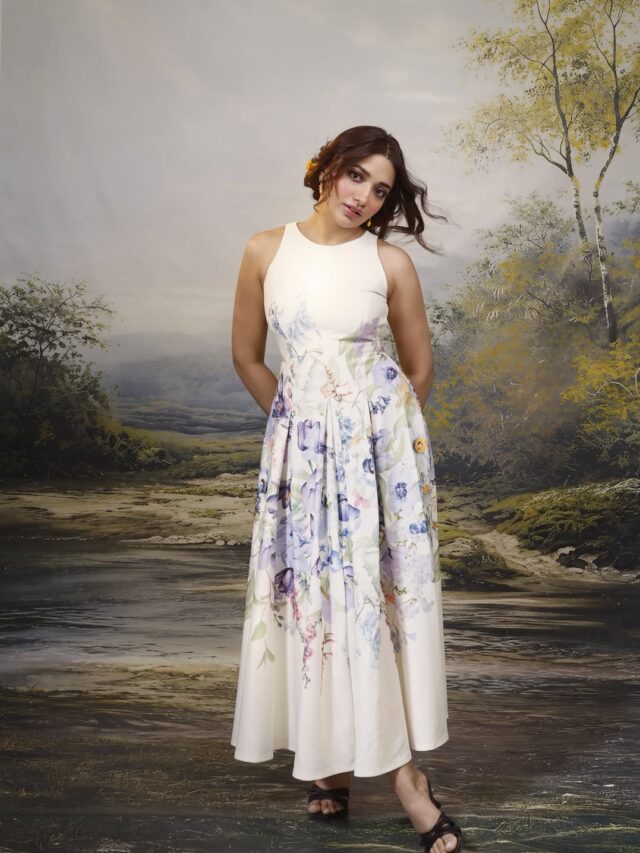 जियाच्या सौंदर्याने सोशल मीडिया घायाळ