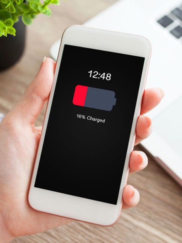 मोबाइलच्या बॅटरीचं आयुष्य किती बाकी? या ट्रिकने समजेल