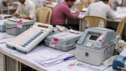 PMC Election Result 2026: पुण्यात मतमोजणी केंद्रावर राडा! ठोंबरेंनी केला EVM मशीन बदलल्याचा गंभीर आरोप