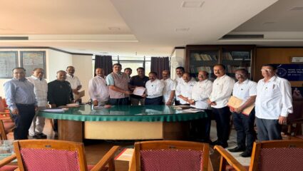 मोठी बातमी! दहावी-बारावीच्या परीक्षेत मोठा बदल, परीक्षा केंद्रांवरील शिक्षकांच्या अदलाबदलीस स्थगिती