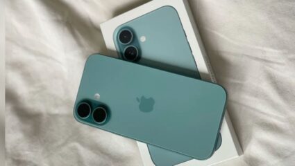 या स्मार्टफोनवर फिदा झाले यूजर्स! विक्रीत ठरला नंबर 1, जाणून घ्या लोकप्रियतेचं रहस्य