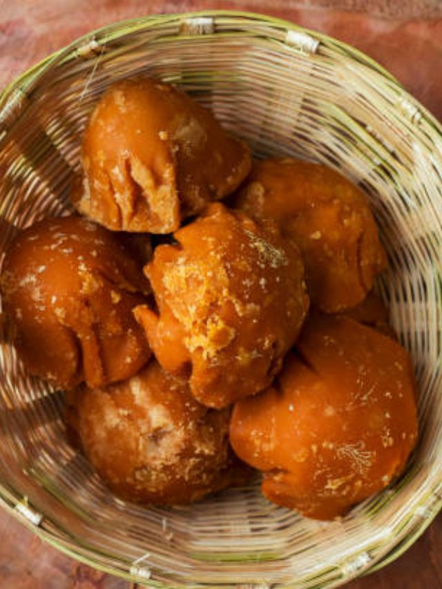 जेवल्यानंतर गूळ खाण्याचे काय आहेत फायदे