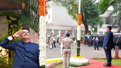 Republic Day 2026 : महाराष्ट्र हा भारताच्या अर्थव्यवस्थेचा कणा…! CM फडणवीसांनी दिल्या प्रजासत्ताक दिनाच्या शुभेच्छा
