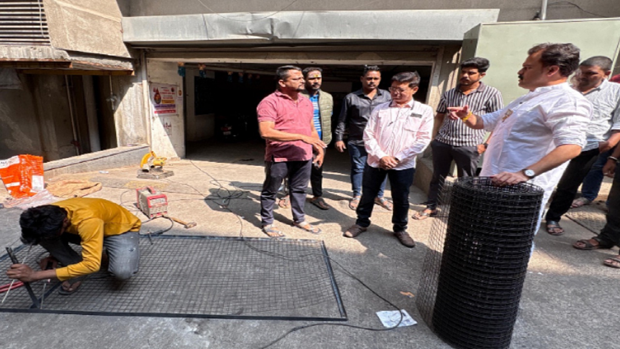 दिलेला शब्द 24 तासात पूर्ण; हिराबाग सोसायटीतील कचऱ्याची समस्या राघवेंद्र बाप्पु मानकर यांनी सोडविली