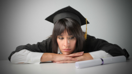 याच्यात शिक्षण घेताय? बापरे! भवितव्य असू शकतो धोक्यात? नोकरी लागण्याची शक्यता कमी