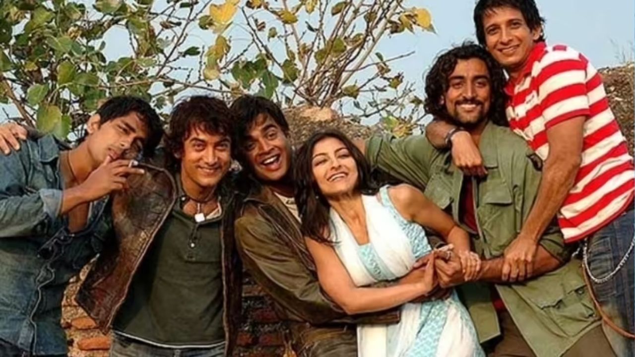 रंग दे बसंतीचे २० वर्ष पूर्ण! एकेकाळी सिनेमावर घालण्यात आलेली बंदी, आशय पाहून स्वतः माजी राष्ट्रपतींनी केली होती कौतुक