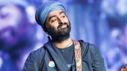 Arijit Singh Playback: आपल्या गाण्यांनी वेड लावणाऱ्या अरिजितचा प्लेबॅक प्रवास संपला! ‘या’ गाण्याने सुरु केले होते Play Back करिअर