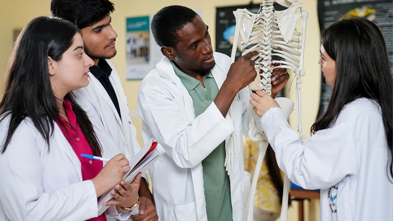 BPT आणि BOT अभ्यासक्रमांसाठी आता NEET द्वारेच प्रवेश! NCAHP ने जाहीर केली नोटीस