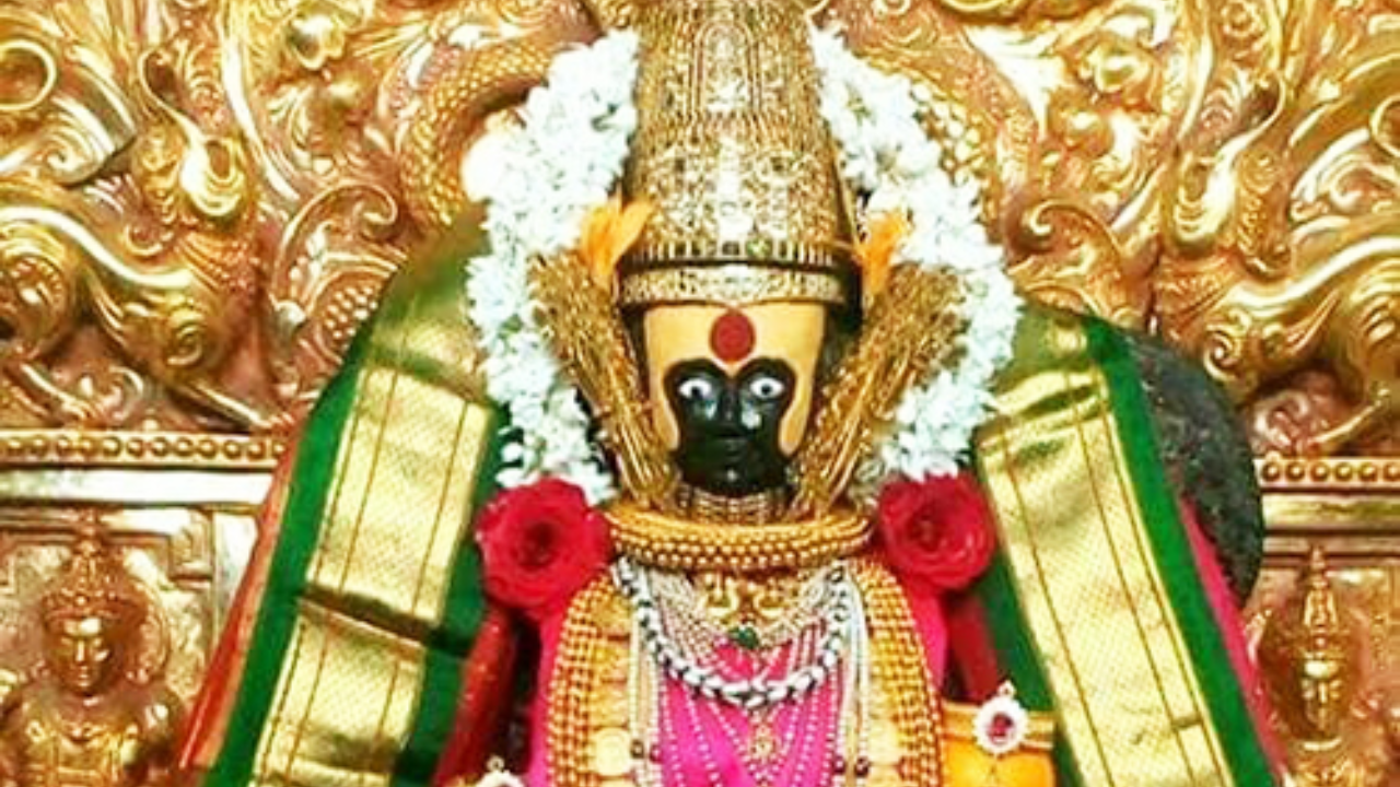 भाविकांना शिस्तबद्ध दर्शन मिळण्यासाठी शासनाचे प्रयत्न! करवीर निवासिनी श्री अंबाबाई मंदिराच्या सुरक्षिततेवर लक्ष्य