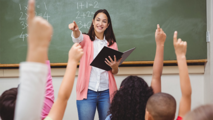 शासनाचे आदेश जारी; दोन वर्षांत टीईटी उत्तीर्ण न झाल्यास शिक्षकांना नोकरी गमवावी लागणार