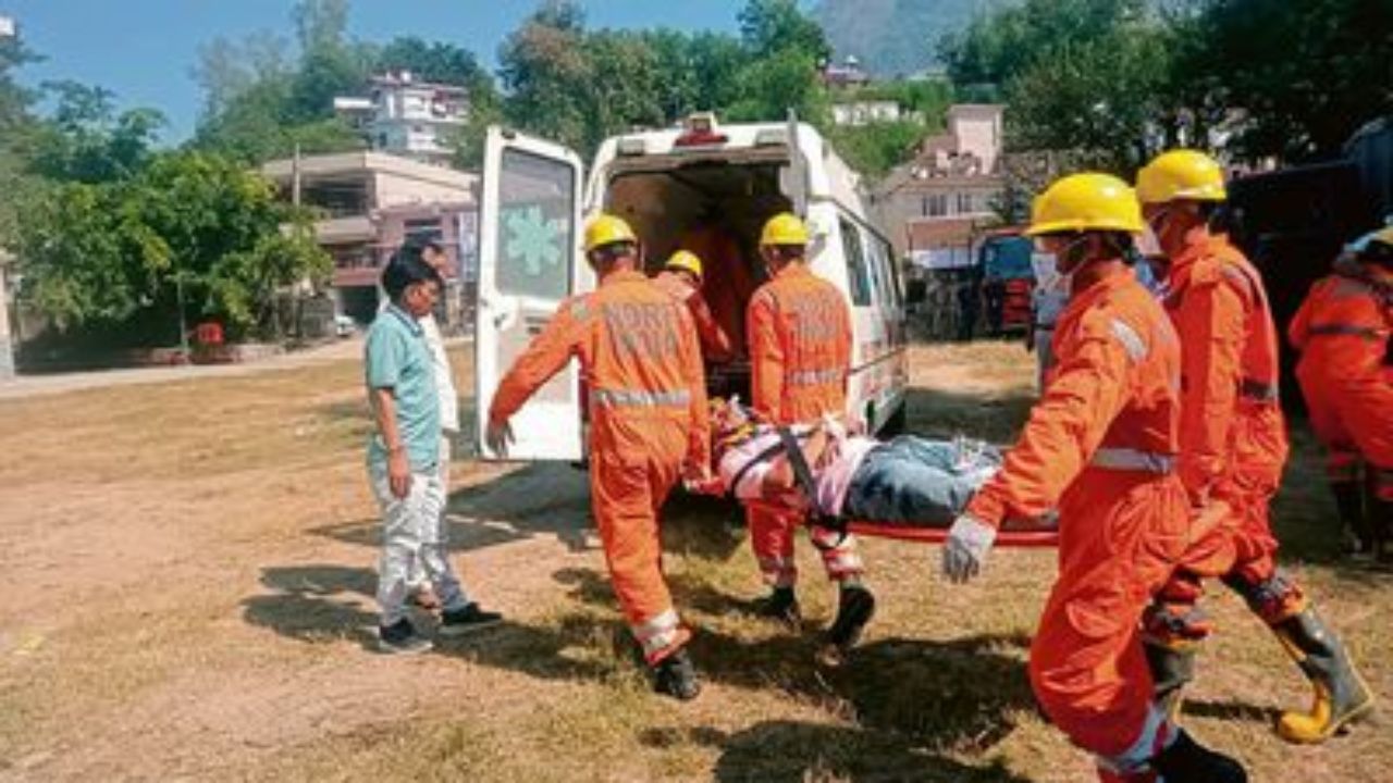 Nandura News : नांदुरा येथे आपदा मित्र प्रशिक्षणाची सांगता! सविस्तर मार्गदर्शन करण्यात आले