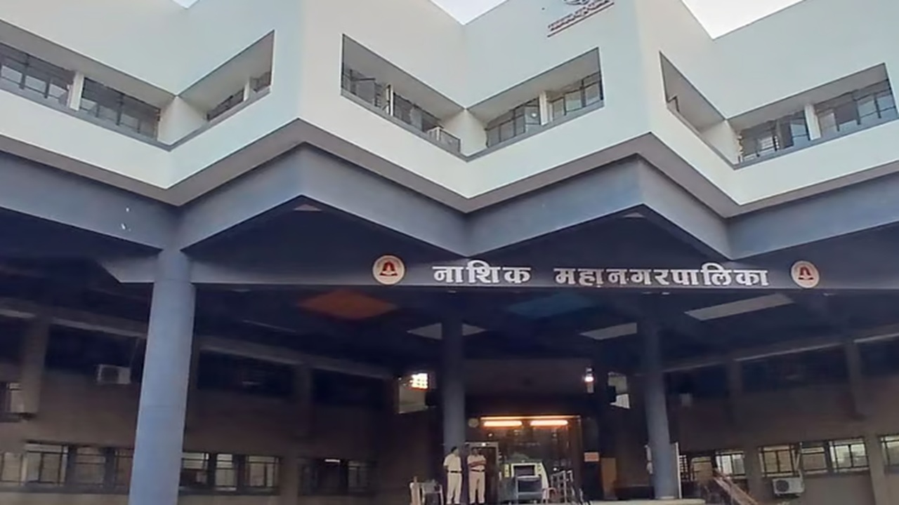 Nashik Municipal Election : शिवसेनेकडून १०१ उमेदवार रिंगणात; मनपा निवडणुकीत जुन्या-नव्यांचा मेळ साधत जिंकण्याची रणनीती