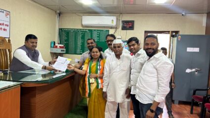 देहूगावात निवडणुकीचा धुरळा! राष्ट्रवादीच्या उमेदवारांच्या प्रचाराचा नारळ फुटला, अर्ज दाखल