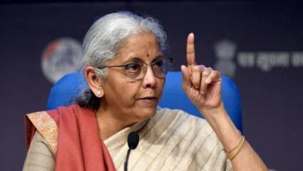 Iran-Israel War: इराण-इस्राइल युध्दामुळे तेलाच्या किंमतीत वाढ; तरीही महागाई नियंत्रणात असल्याची अर्थमंत्री सीतारामण यांची ग्वाही