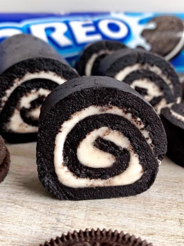 ओरिओ बिस्किटांपासून घरीच तयार करा स्वीज रोल 