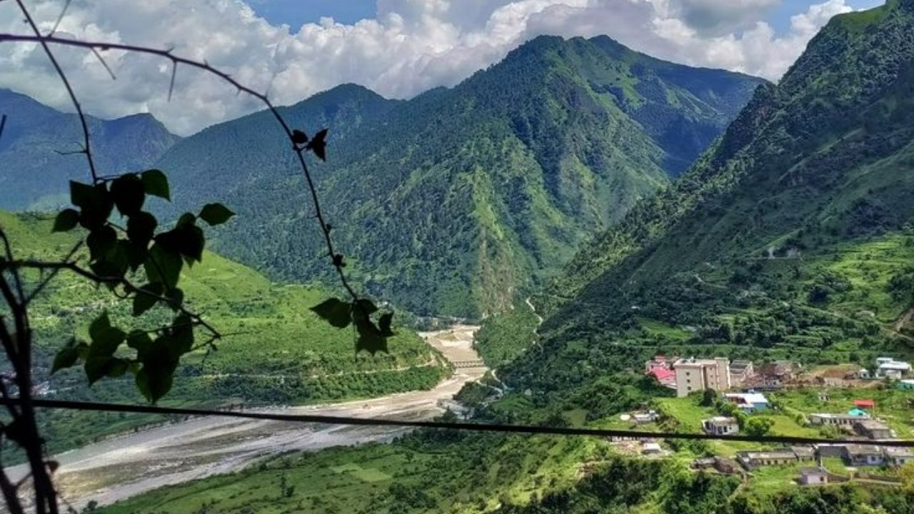 भारतातील एक असे हिल स्टेशन जिथे परदेशांना जाण्यास आहे मनाई, इथे जायचं असेल तर या गोष्टी ध्यानात ठेवा