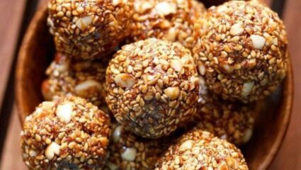 Makar Sankranti 2026 : मकरसंक्रांतीला का खातात तीळगुळ? परंपरेत दडलेत अनेक आरोग्यदायी फायदे