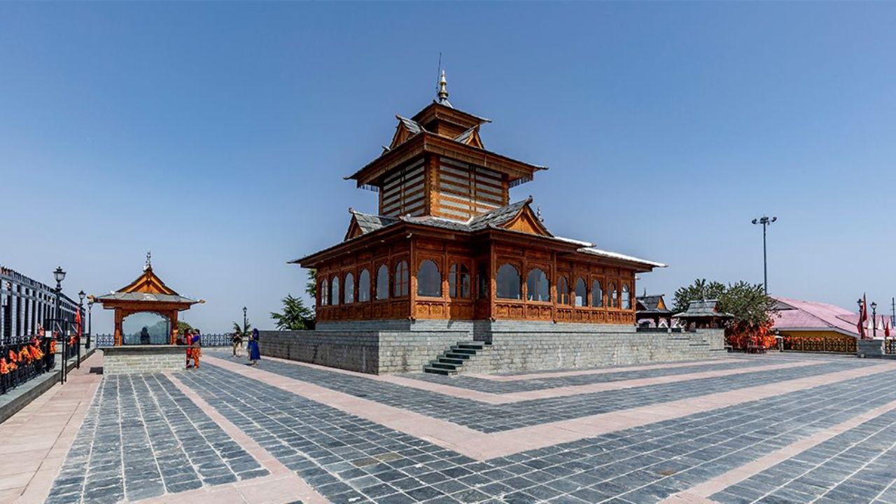 250 वर्षे जुने आहे देवी तारा मातेचे ‘हे’ मंदिर, गुप्त नवरात्रीत केले जातात अनुष्ठान