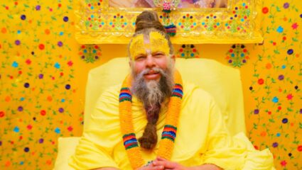 Premanand Maharaj : घरी केलेली पूजा आणि देवळात घेतलेलं दर्शन दोन्हीत फरक काय ? प्रेमानंद महाराजांनी दिलं भन्नाट उत्तर