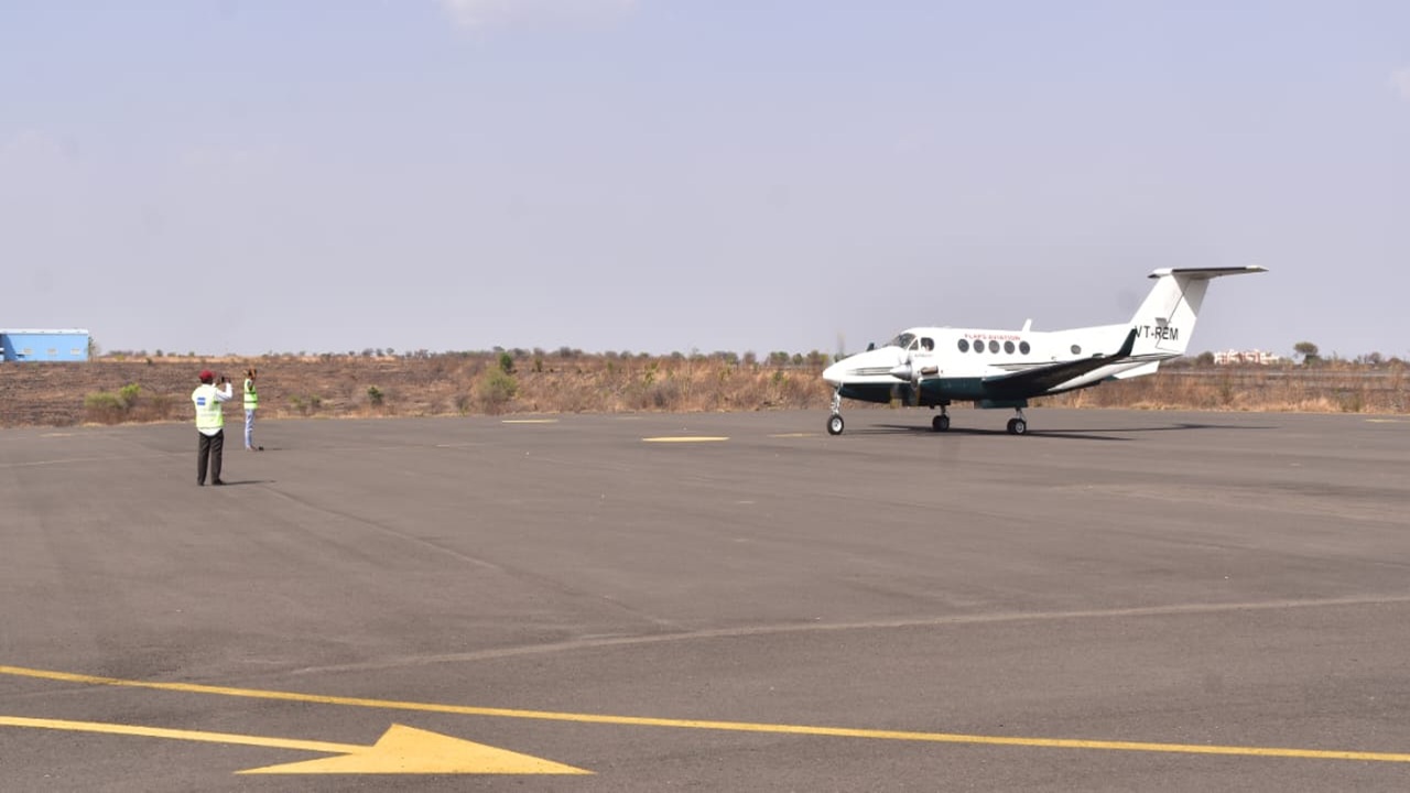 Maharashtra Aviation : खुशखबर! धाराशिव विमानतळासह चार विमानतळ हस्तांतरणास मंजुरी