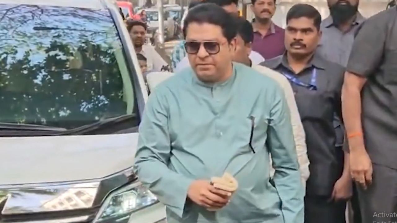 BMC Election 2026: मतदारांच्या बोटावरील शाईने राजकारण तापले! विरोधकांचे आरोप तर सत्ताधाऱ्यांकडून टोलेबाजी सुरु