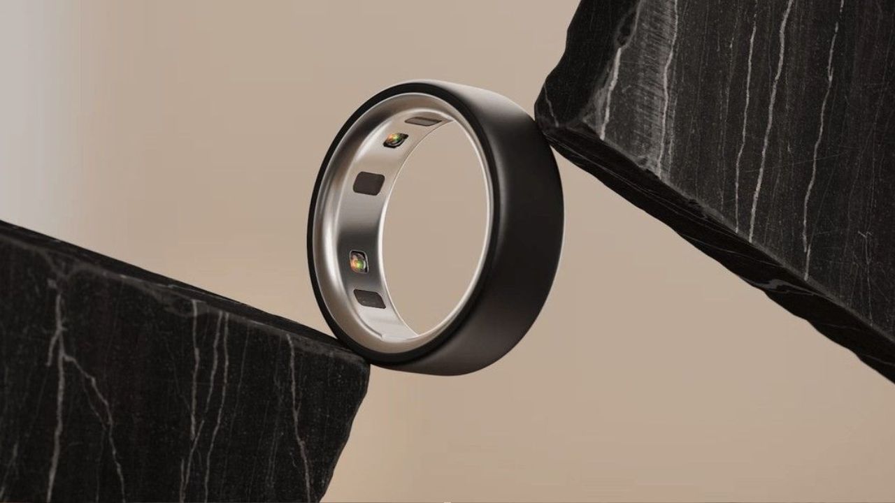 Amazon Sale 2026: इतकी स्वस्त कधीच नव्हती! सॅमसंग गॅलेक्सी रिंगवर जबरदस्त डिस्काऊंट, जाणून घ्या स्पेसिफिकेशन्स