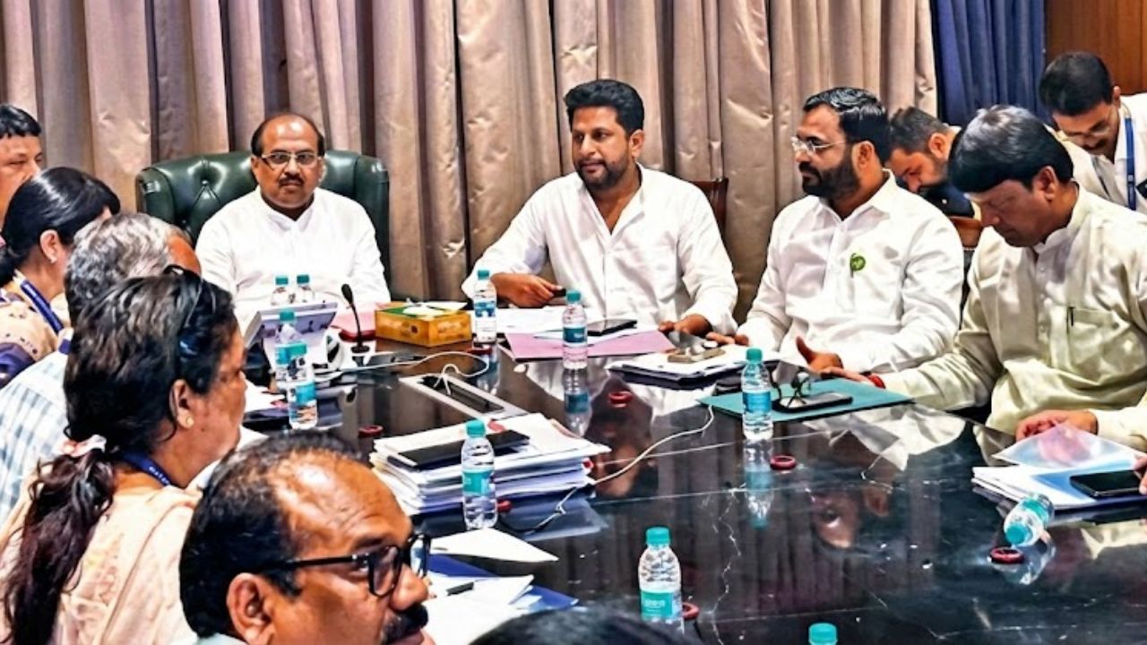 Ahilyangar News: संगमनेरमध्ये कामगार रुग्णालयांना मंजुरी! आमदार अमोल खताळ यांचा पाठपुरावा