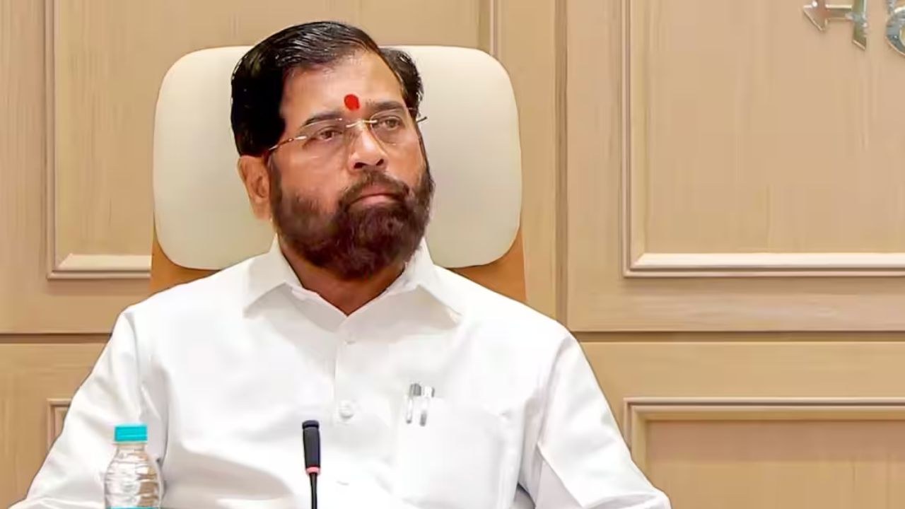 Khalapur Zilla Parishad: खालापूरमध्ये शिंदे सेनेची ताकद वाढली; शेकडो कार्यकर्त्यांचा जाहीर पक्षप्रवेश