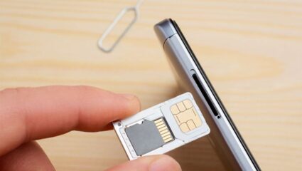 Tech Tips: SIM कार्ड फ्रॉडचा वाढता धोका! तुमची ओळख आणि पैसा दोन्ही असुरक्षित, आजच जाणून घ्या SIM लॉक करण्याची प्रोसेस